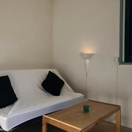 Studio 2 Personnes Studio 2 Couchages La Pierre St Martin........................................................................................................................ Apartment *